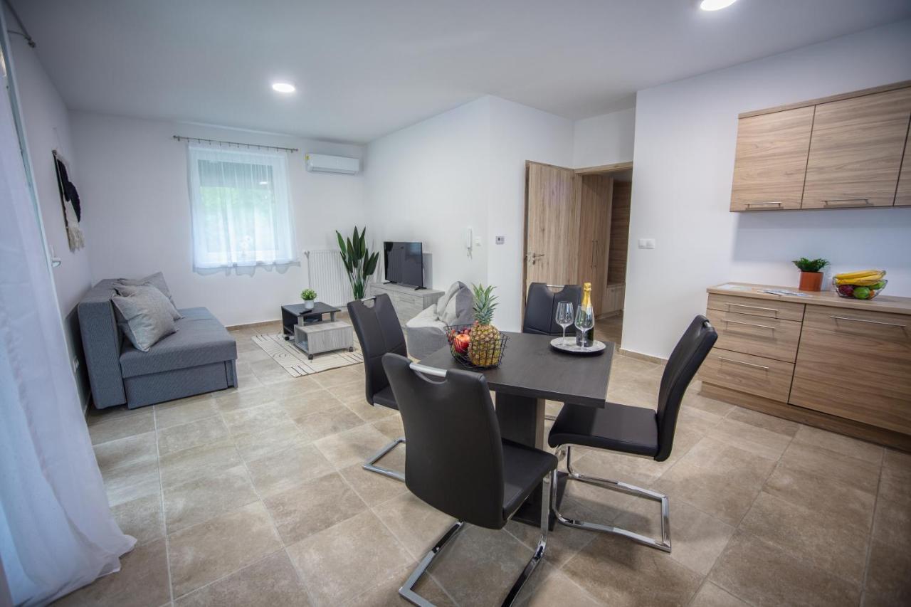 Forest Luxory Ii. Apartman Sárvár Exterior foto